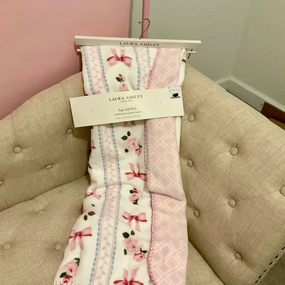 Laura Ashley Pink Bow Plush Coquette Blanket viral
